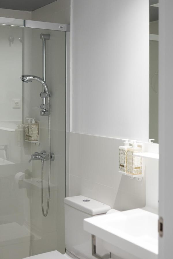 Apartamentos Las Torres Madrid Ngoại thất bức ảnh