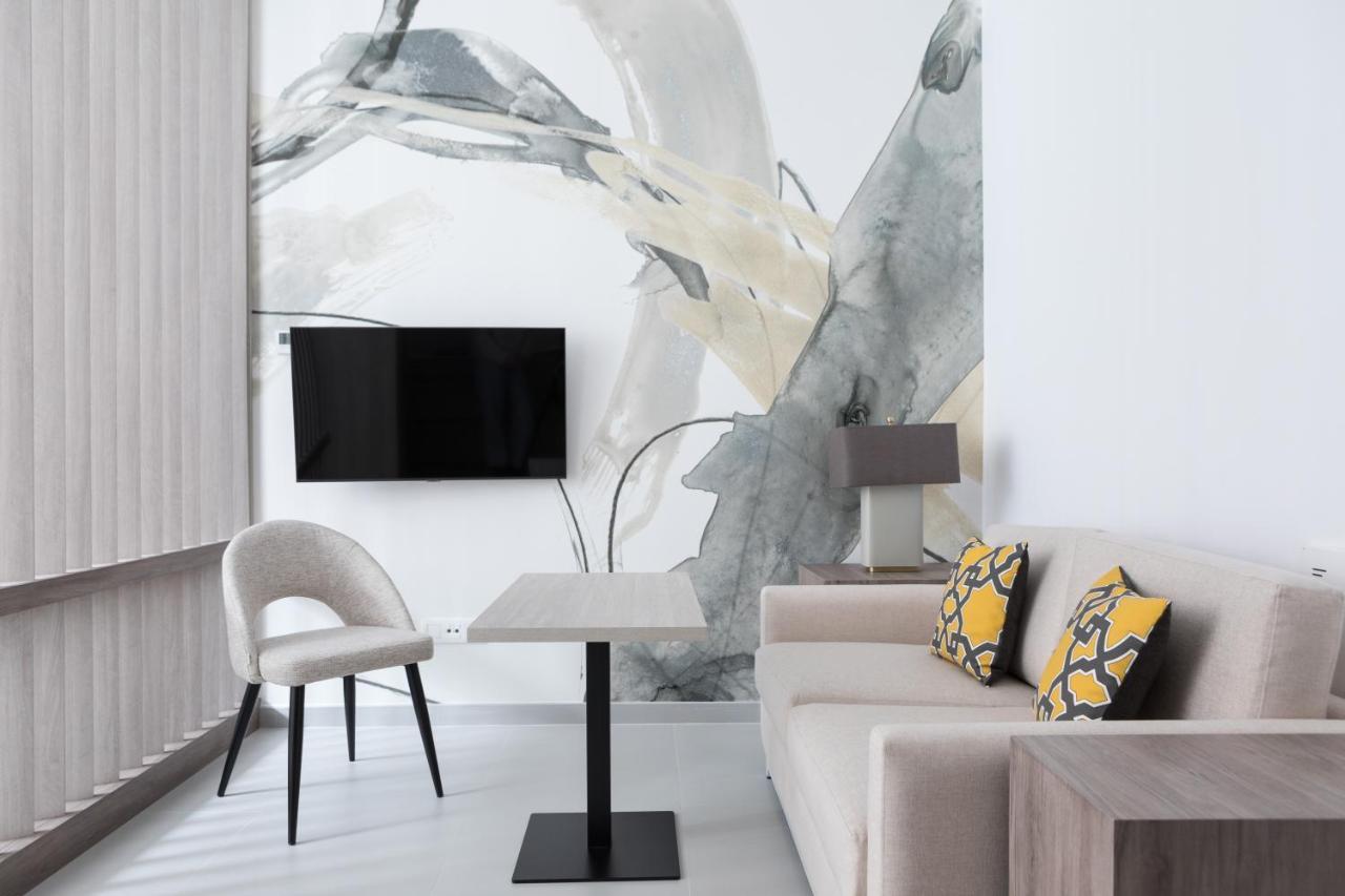 Apartamentos Las Torres Madrid Ngoại thất bức ảnh